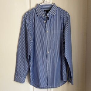 Banana Republic Men's Blue and White Striped Shirt